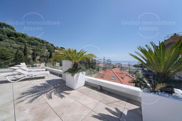 appartamento in vendita ad Alassio