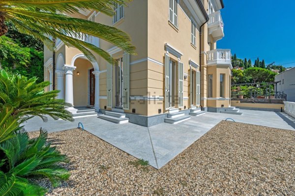 appartamento in vendita ad Alassio