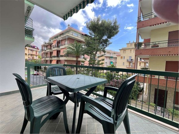 appartamento in vendita ad Alassio