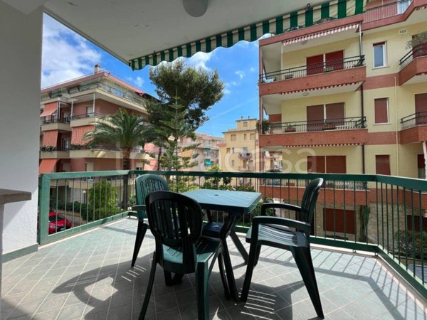 appartamento in vendita ad Alassio in zona Solva