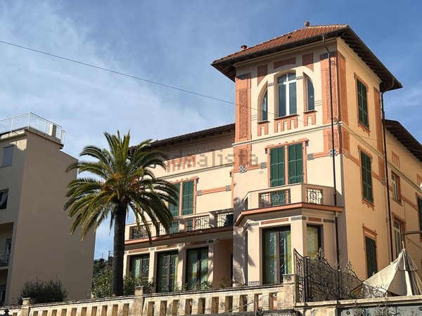 appartamento in vendita ad Alassio