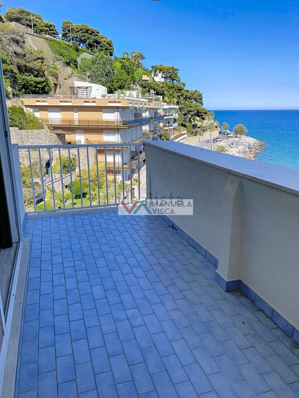 appartamento in vendita ad Alassio