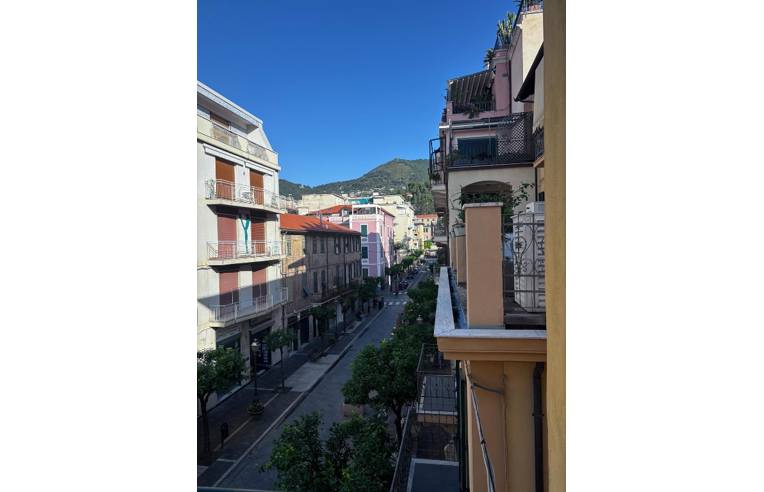 appartamento in vendita ad Alassio