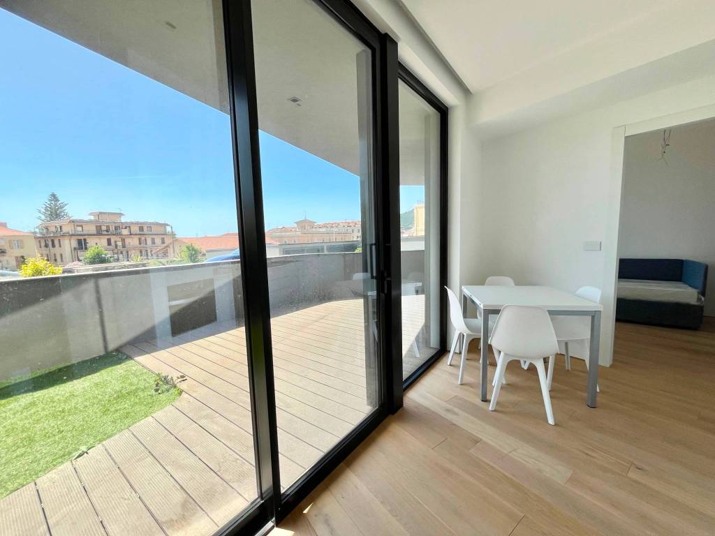 appartamento in vendita ad Alassio in zona Solva