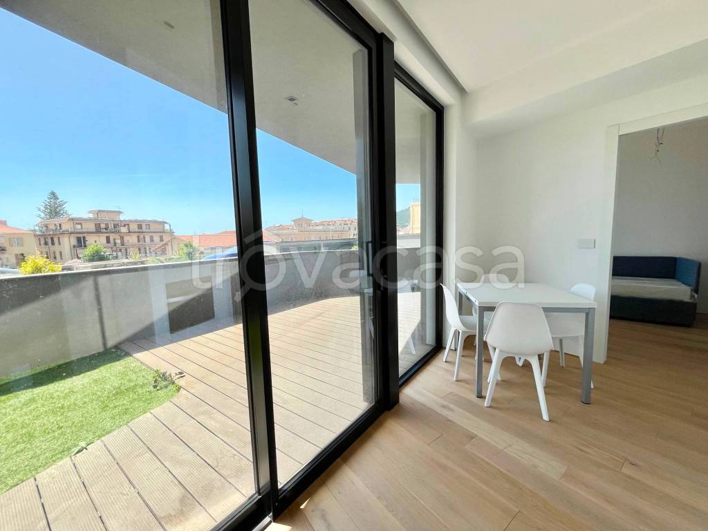 appartamento in vendita ad Alassio in zona Solva