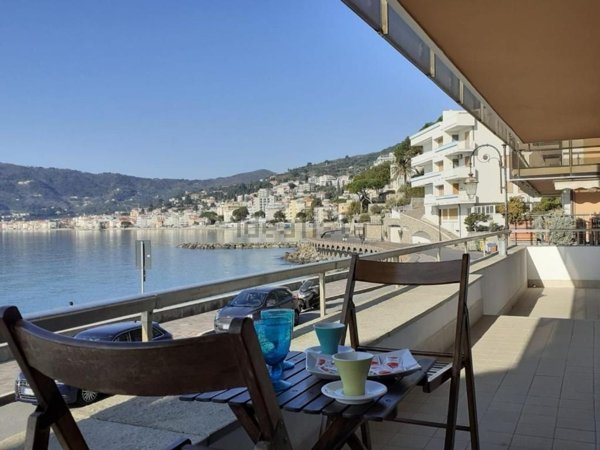 appartamento in vendita ad Alassio
