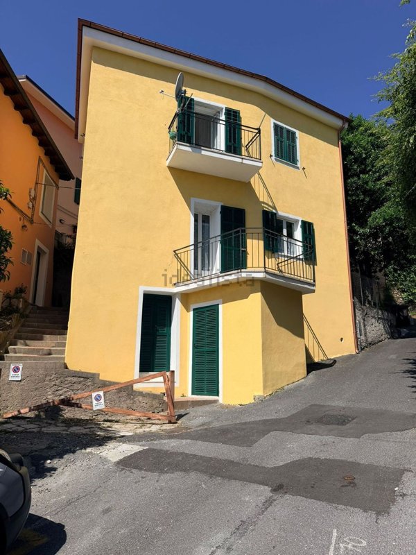 casa indipendente in vendita ad Alassio in zona Moglio