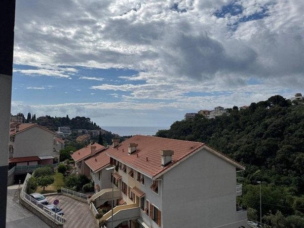 casa indipendente in vendita ad Alassio in zona Moglio