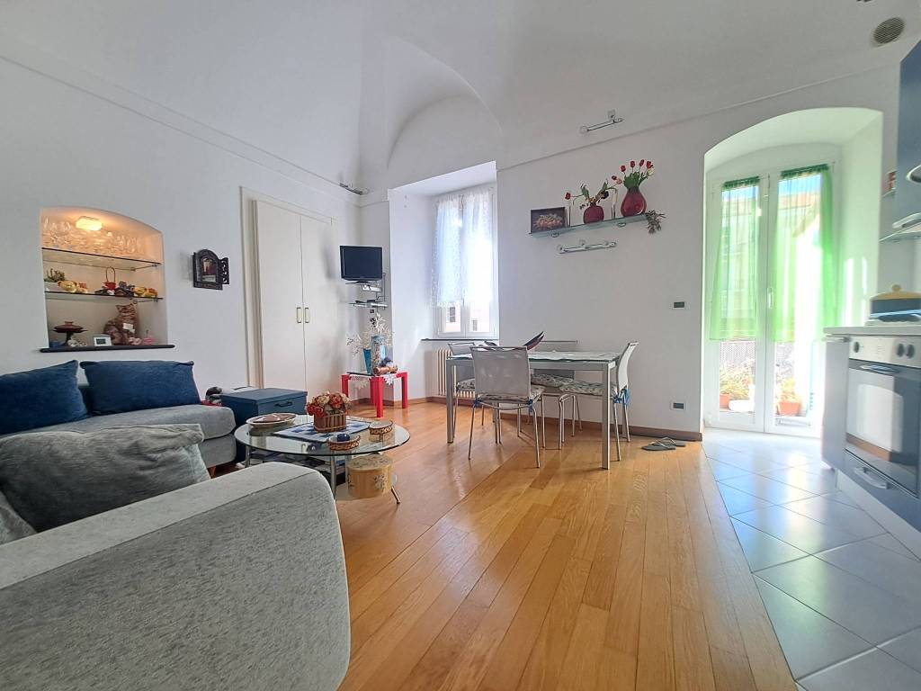 appartamento in vendita ad Alassio