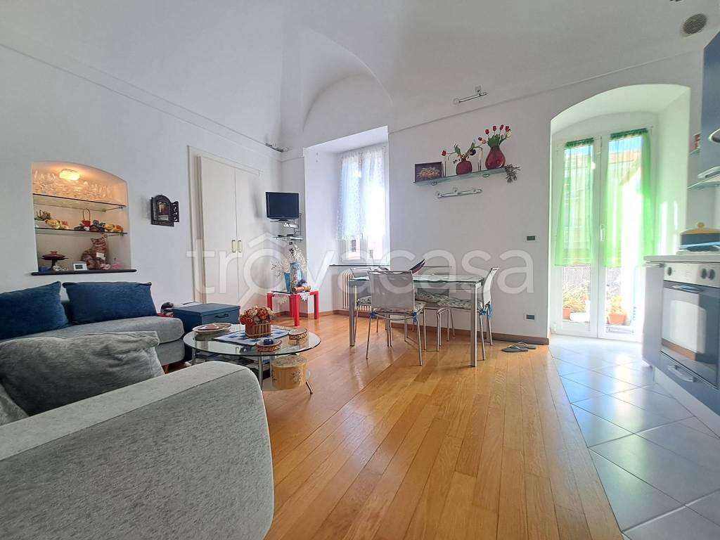 appartamento in vendita ad Alassio