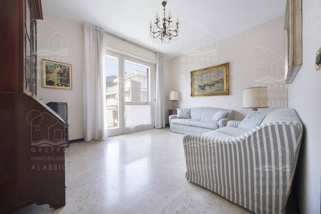 appartamento in vendita ad Alassio