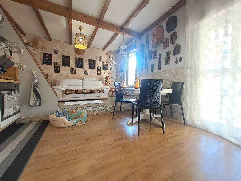 appartamento in vendita ad Alassio in zona Solva