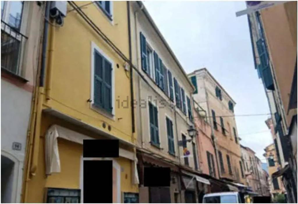 appartamento in vendita ad Alassio