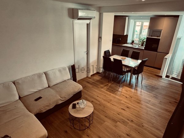 casa indipendente in vendita ad Alassio in zona Moglio