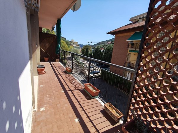 appartamento in vendita ad Alassio in zona Solva