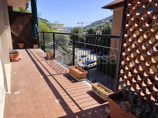 appartamento in vendita ad Alassio in zona Solva