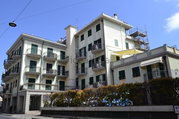 appartamento in vendita ad Alassio