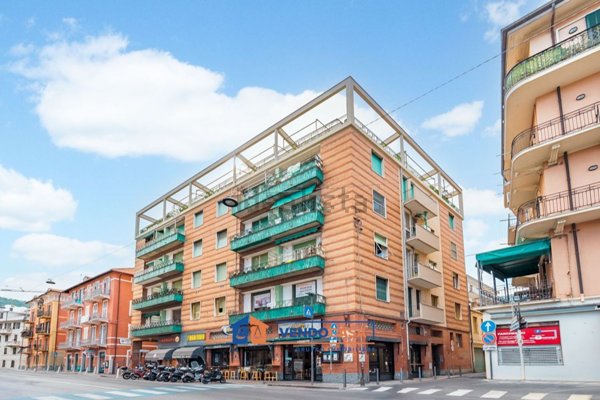 appartamento in vendita ad Alassio