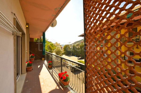 appartamento in vendita ad Alassio in zona Solva