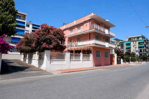 appartamento in vendita ad Alassio