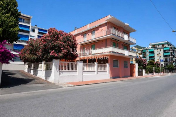 appartamento in vendita ad Alassio