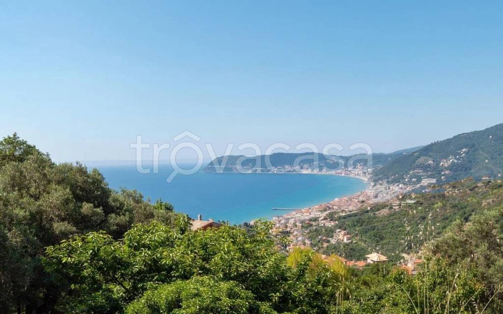 casa indipendente in vendita ad Alassio in zona Solva