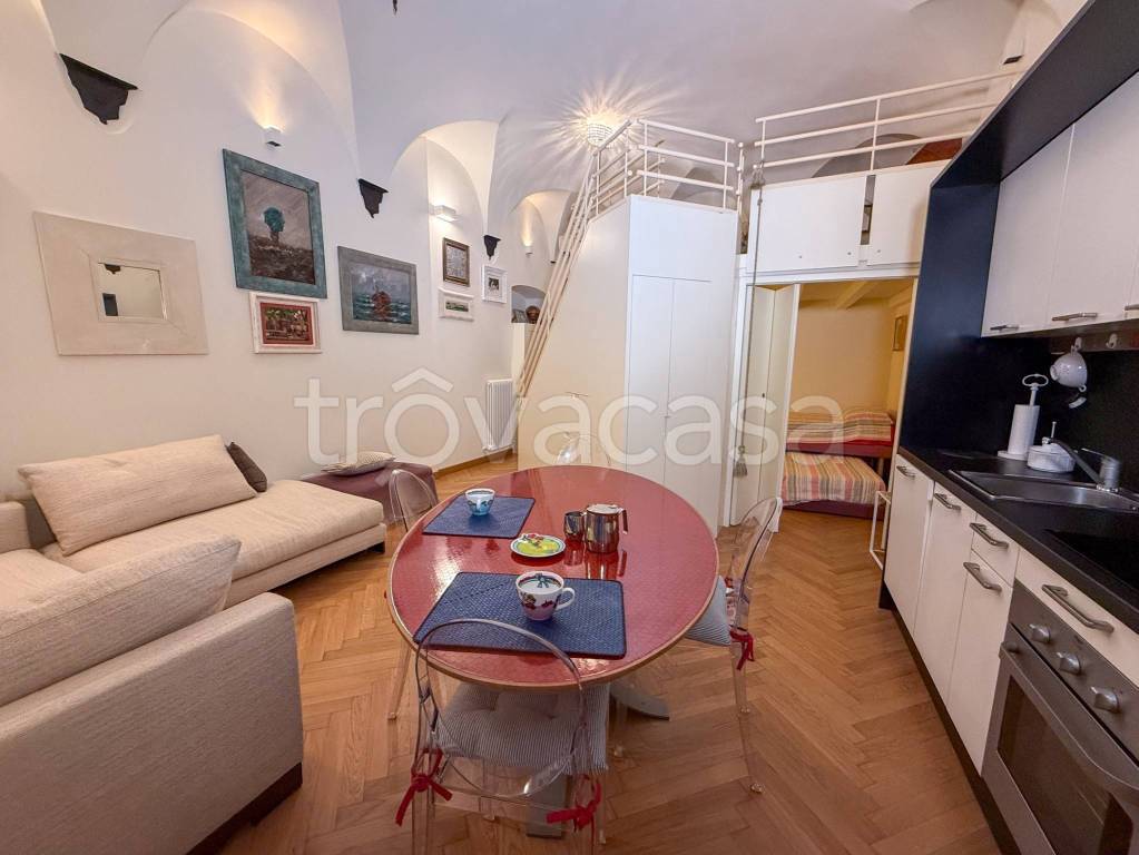 appartamento in vendita ad Alassio