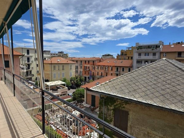 appartamento in vendita ad Alassio
