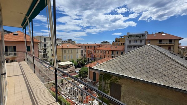 appartamento in vendita ad Alassio