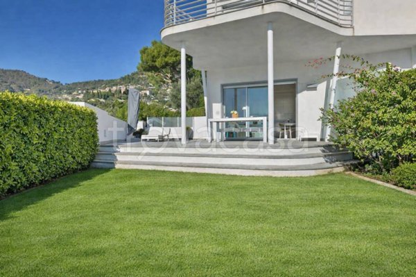 appartamento in vendita ad Alassio in zona Moglio