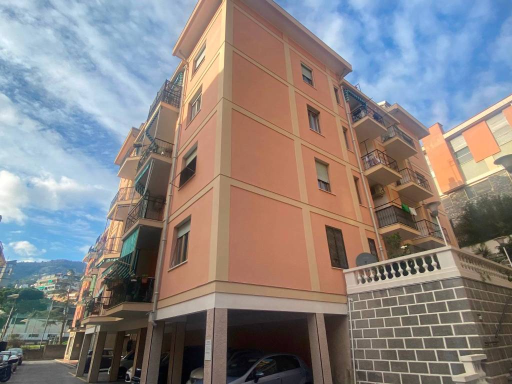 appartamento in vendita ad Alassio in zona Solva