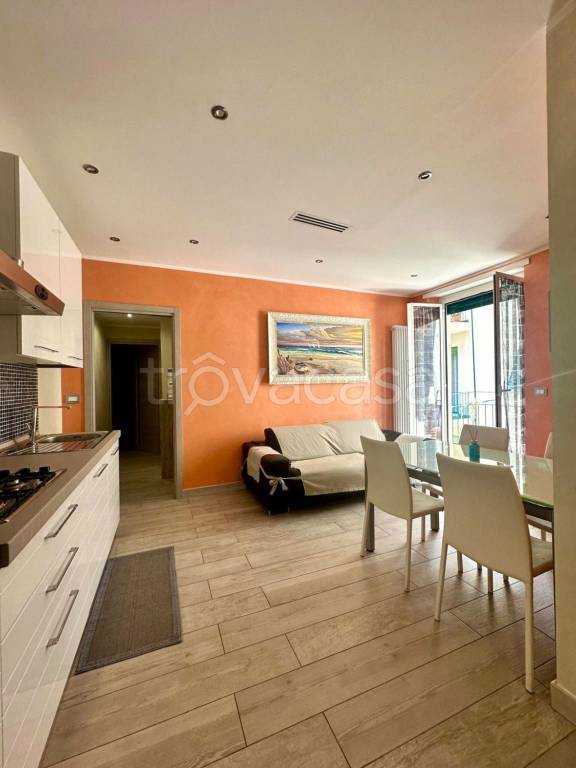 appartamento in vendita ad Alassio