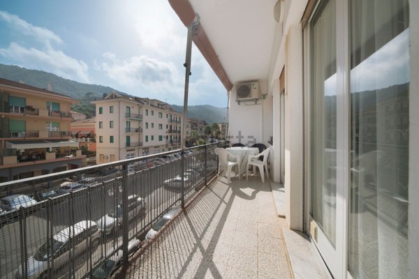 appartamento in vendita ad Alassio in zona Solva