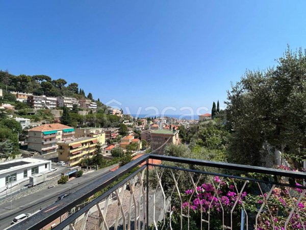 appartamento in vendita ad Alassio