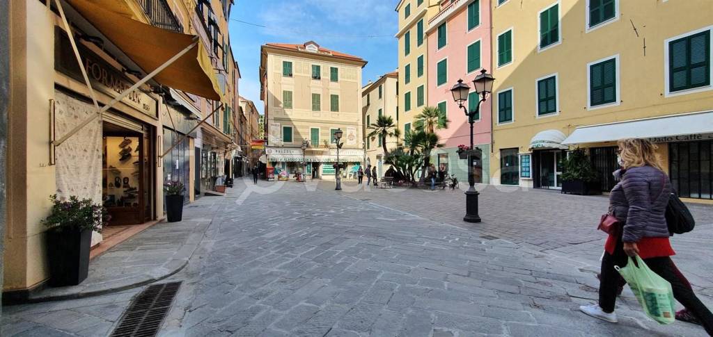 appartamento in vendita ad Alassio