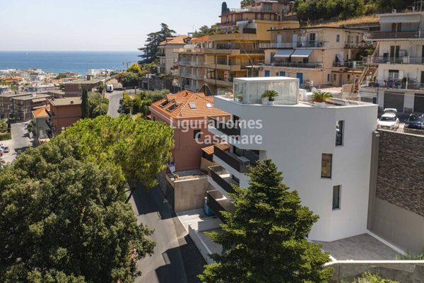 appartamento in vendita ad Alassio in zona Solva