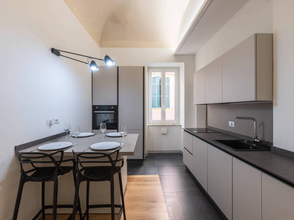 appartamento in vendita ad Alassio