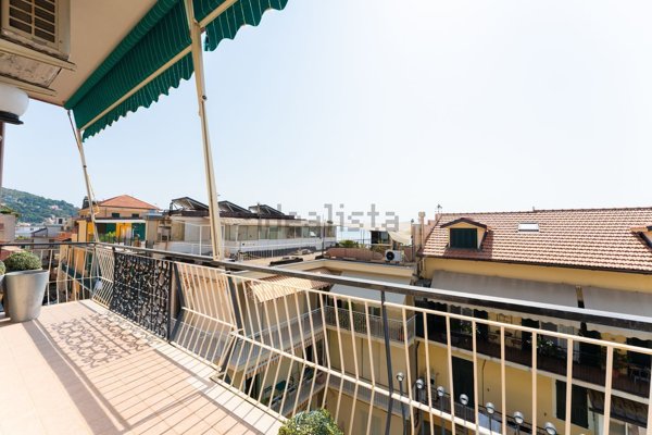 appartamento in vendita ad Alassio