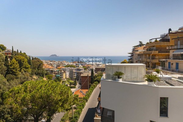 appartamento in vendita ad Alassio in zona Solva