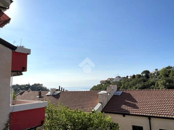 appartamento in vendita ad Alassio in zona Moglio