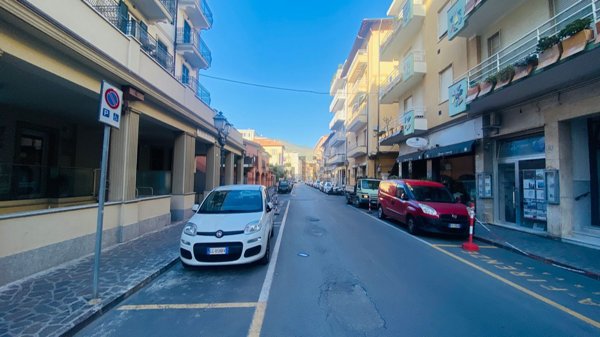 appartamento in vendita ad Alassio