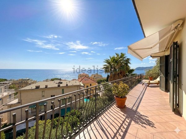 appartamento in vendita ad Alassio in zona Solva