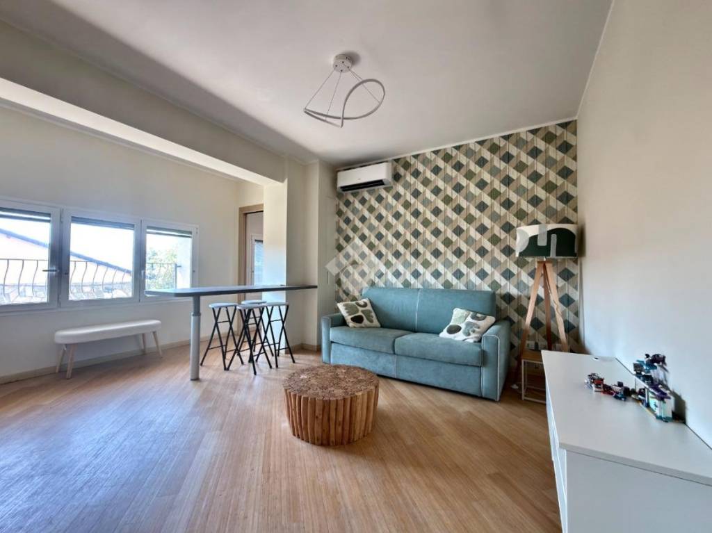 appartamento in vendita ad Alassio in zona Moglio