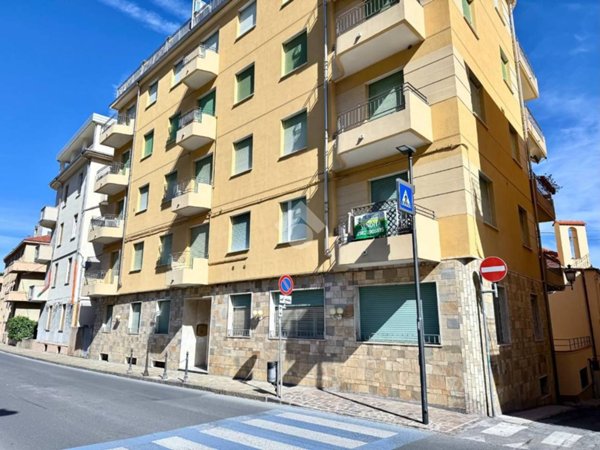 appartamento in vendita ad Alassio