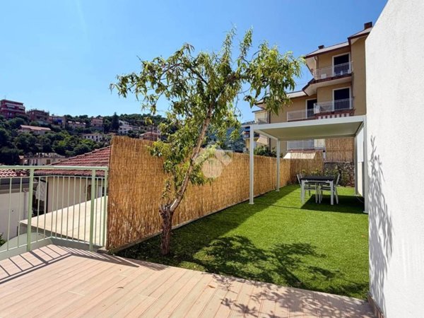 appartamento in vendita ad Alassio in zona Solva