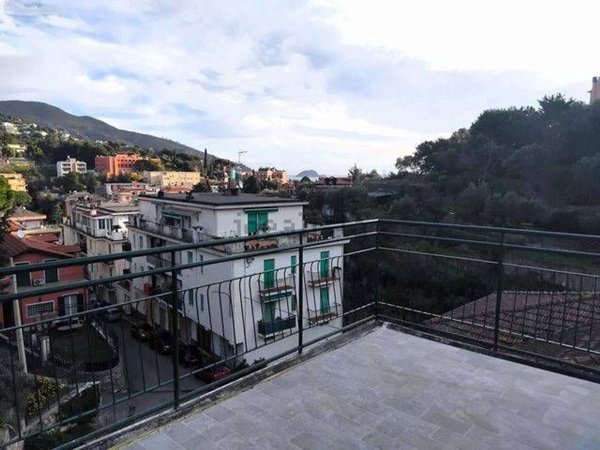 appartamento in vendita ad Alassio in zona Solva