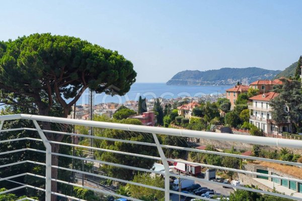 appartamento in vendita ad Alassio in zona Solva