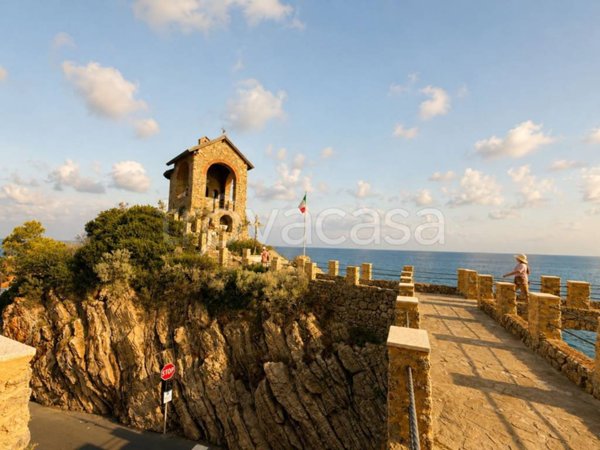 appartamento in vendita ad Alassio