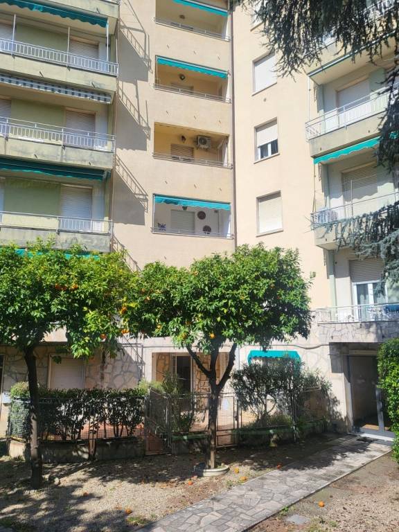 appartamento in vendita ad Alassio