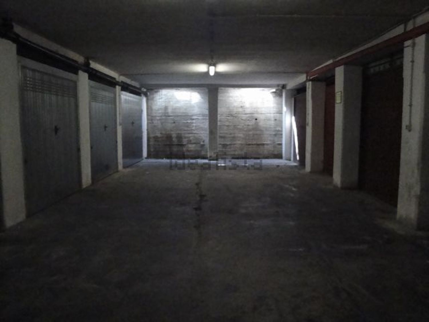 box auto in vendita ad Alassio